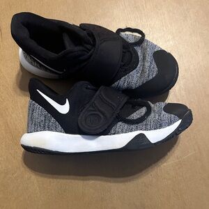 Nike Kids Black and White Sneakers